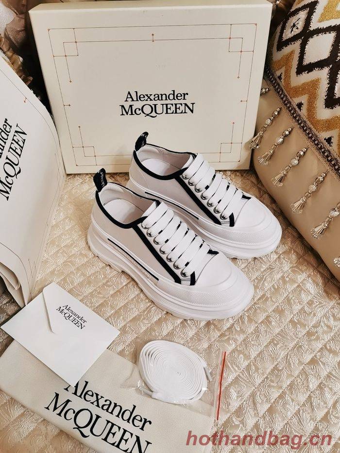 Alexander Mcqueen Couple Shoes AMS00029